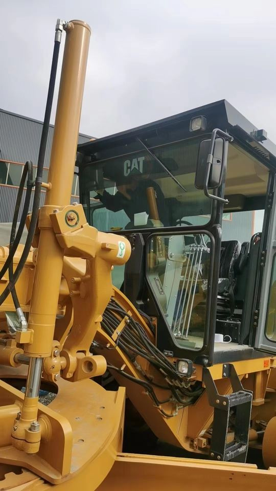 Grader Hot Sale Used CAT 120GC Grader Construction Machinery High Quality CAT Grader: picture 6 Grader Hot Sale Used CAT 120GC Grader Construction Machinery High Quality CAT Grader: picture 6