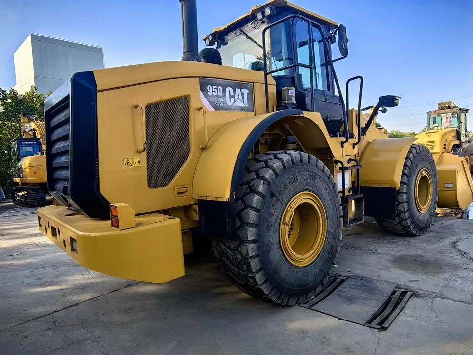 Original CAT Used CAT 950GC Wheel Loader Caterpillar 950GC CAT Loader Low Service Time - Wheel loader: picture 2 Original CAT Used CAT 950GC Wheel Loader Caterpillar 950GC CAT Loader Low Service Time - Wheel loader: picture 2