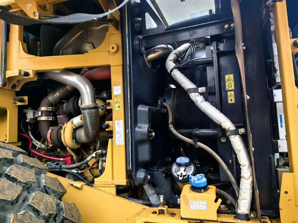 Second Hand Caterpillar CAT 950GC Wheel Loader Used CAT 950GC Wheel Loaders 950GC in Low Price for Hot Sale - Wheel loader: picture 3 Second Hand Caterpillar CAT 950GC Wheel Loader Used CAT 950GC Wheel Loaders 950GC in Low Price for Hot Sale - Wheel loader: picture 3