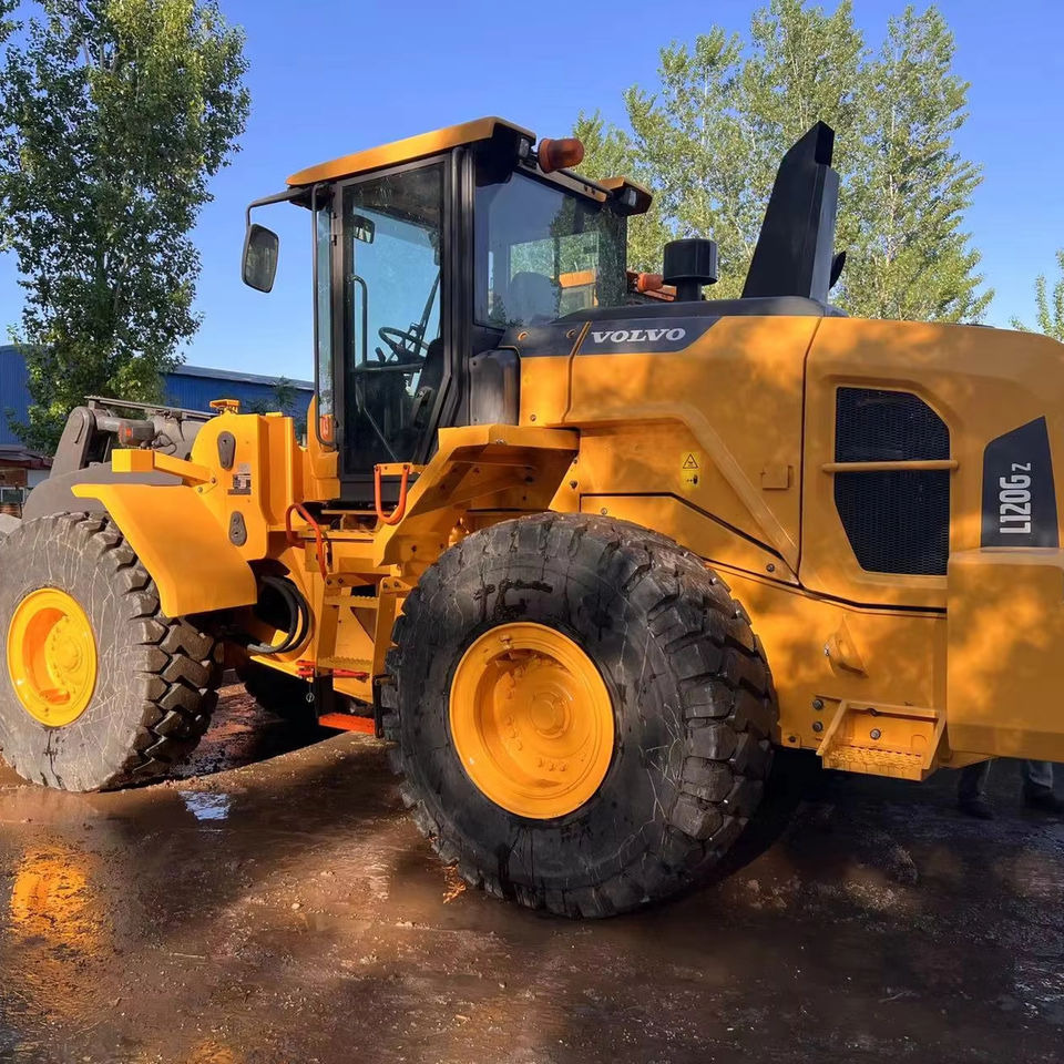Used Volvo L120GZ 6 Ton Capacity Wheel Loader Available for Sale - Wheel loader: picture 1 Used Volvo L120GZ 6 Ton Capacity Wheel Loader Available for Sale - Wheel loader: picture 1