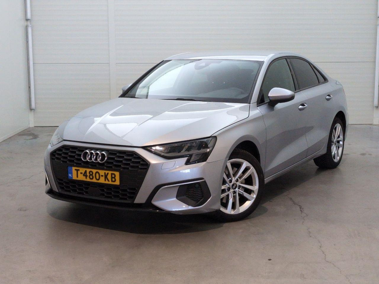 Audi A3 Limousine 35 TFSI edition one | 2021 | 60.185 km | Automaat | T480KB | NAP: Geen oordeel - Sedan: picture 1 Audi A3 Limousine 35 TFSI edition one | 2021 | 60.185 km | Automaat | T480KB | NAP: Geen oordeel - Sedan: picture 1