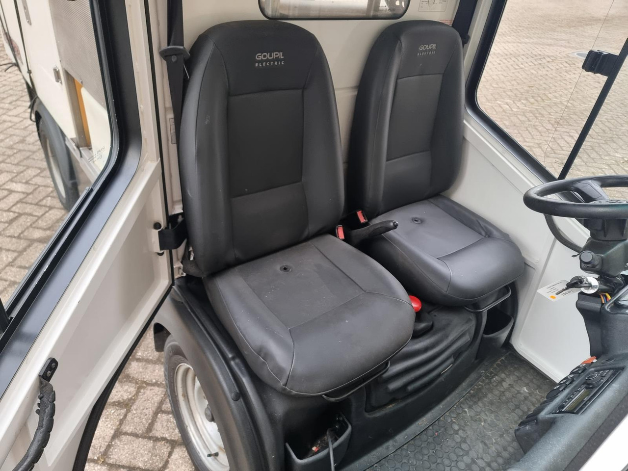 Golf cart Goupil G3 Kipper met Hogedrukreiniger T-07-BSZ: picture 8
