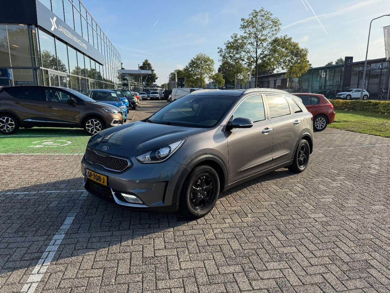 Kia Niro 1.6 GDi Hybrid ExecutiveLine | 2018 | 134.696 km | Automaat | SP708J | NAP: Logisch - SUV: picture 1 Kia Niro 1.6 GDi Hybrid ExecutiveLine | 2018 | 134.696 km | Automaat | SP708J | NAP: Logisch - SUV: picture 1