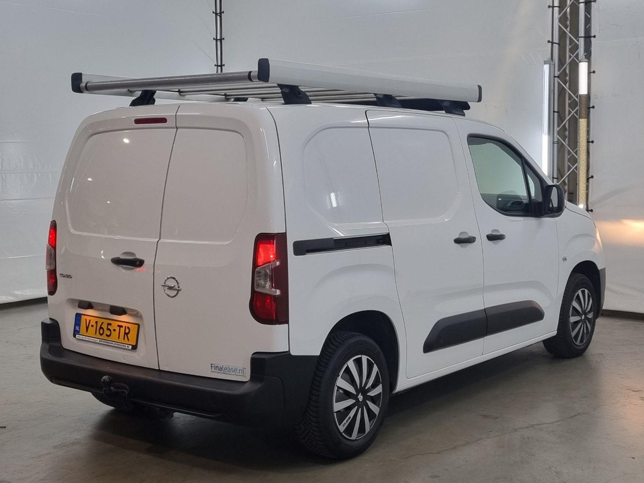 Opel Combo 1.6D L1H1 Edition | 2018 | 163.018 km | V165TR | NAP: Logisch - Small van: picture 4 Opel Combo 1.6D L1H1 Edition | 2018 | 163.018 km | V165TR | NAP: Logisch - Small van: picture 4
