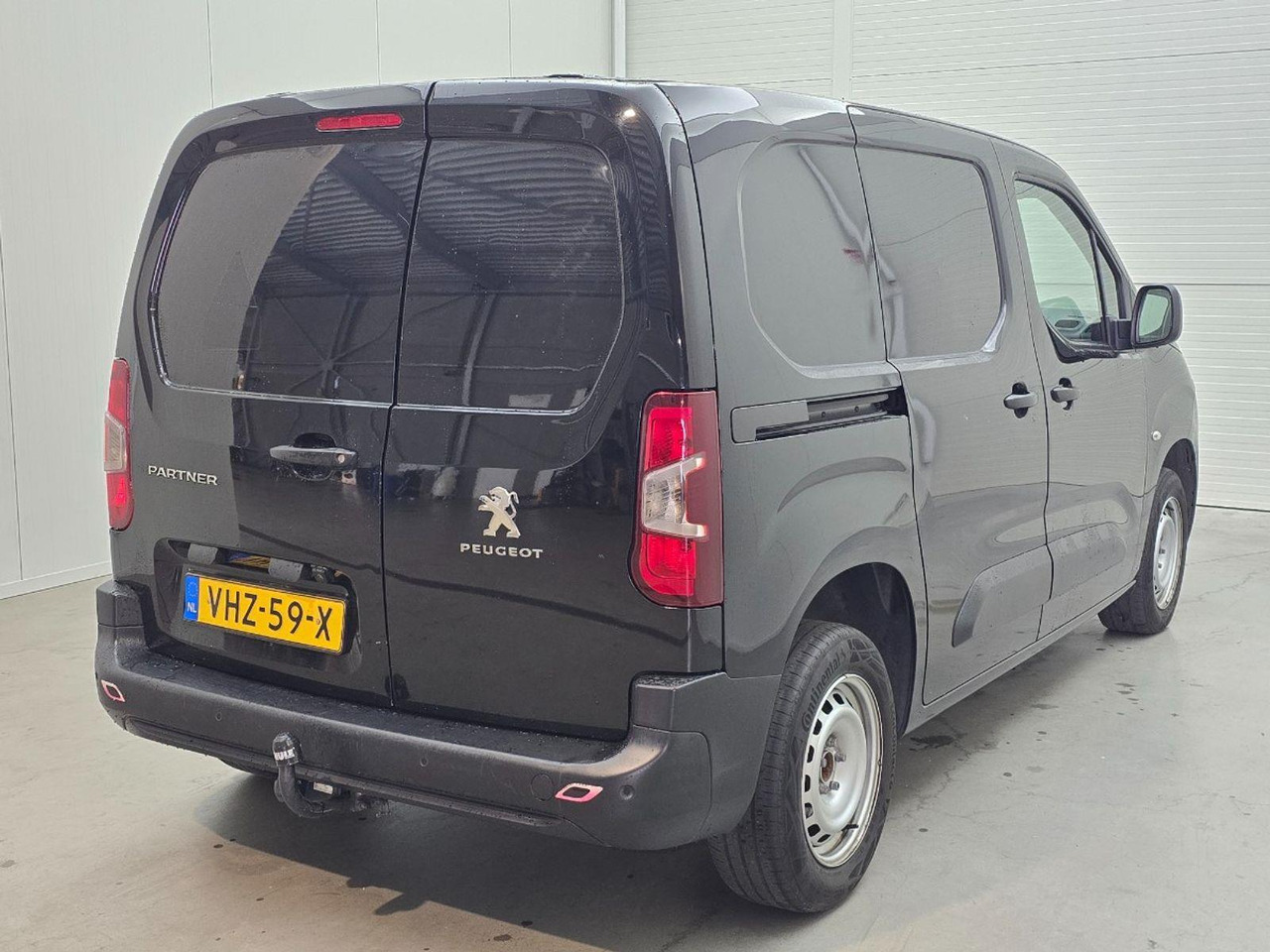 Peugeot Partner 1.5 BlueHDI Premium | 2021 | 135.456 km | VHZ59X | NAP: Logisch - Combi van: picture 4 Peugeot Partner 1.5 BlueHDI Premium | 2021 | 135.456 km | VHZ59X | NAP: Logisch - Combi van: picture 4