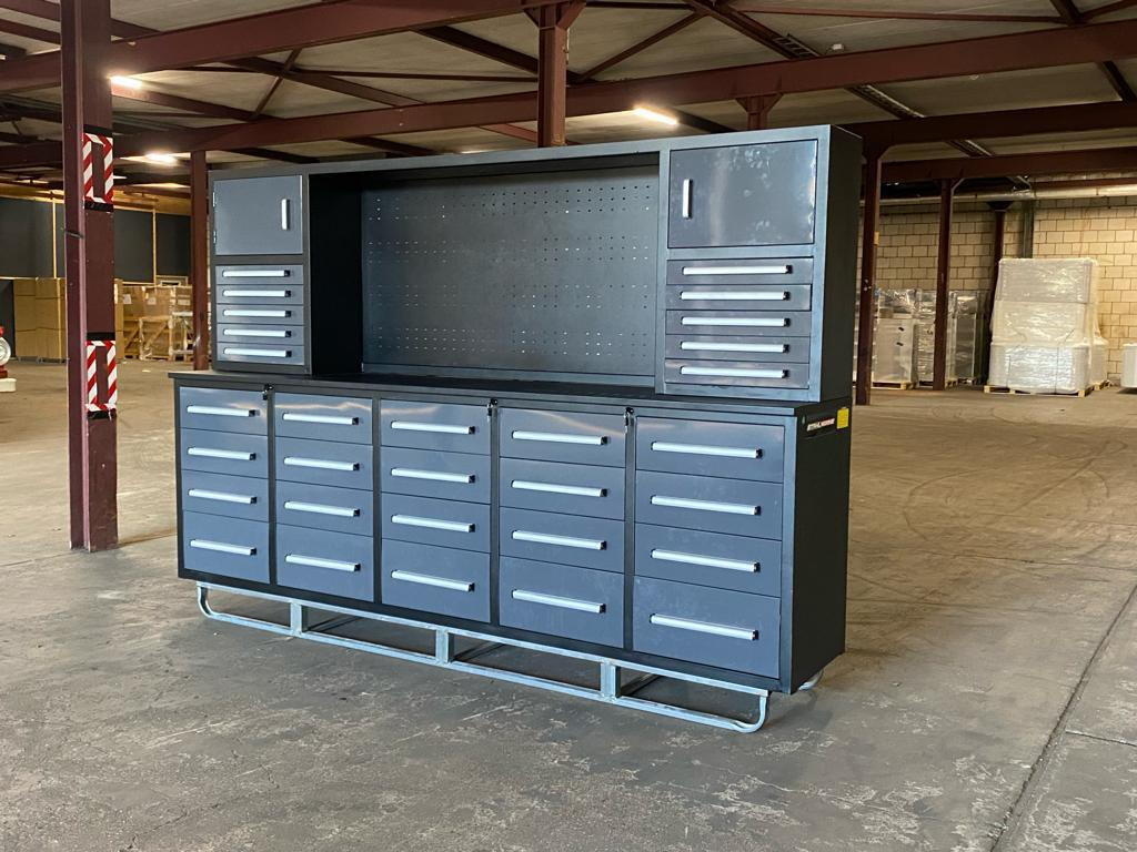 StahlWorks 30DG Gereedschapswand 30 Lades. - Workshop equipment: picture 1 StahlWorks 30DG Gereedschapswand 30 Lades. - Workshop equipment: picture 1