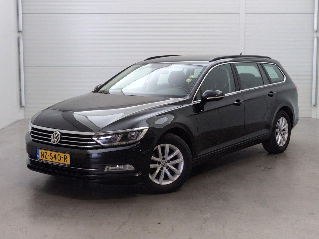 Volkswagen Passat Variant 1.4 TSI Comfortline | 2017 | 166.068 km | NZ540R | NAP: Logisch - Car: picture 1 Volkswagen Passat Variant 1.4 TSI Comfortline | 2017 | 166.068 km | NZ540R | NAP: Logisch - Car: picture 1