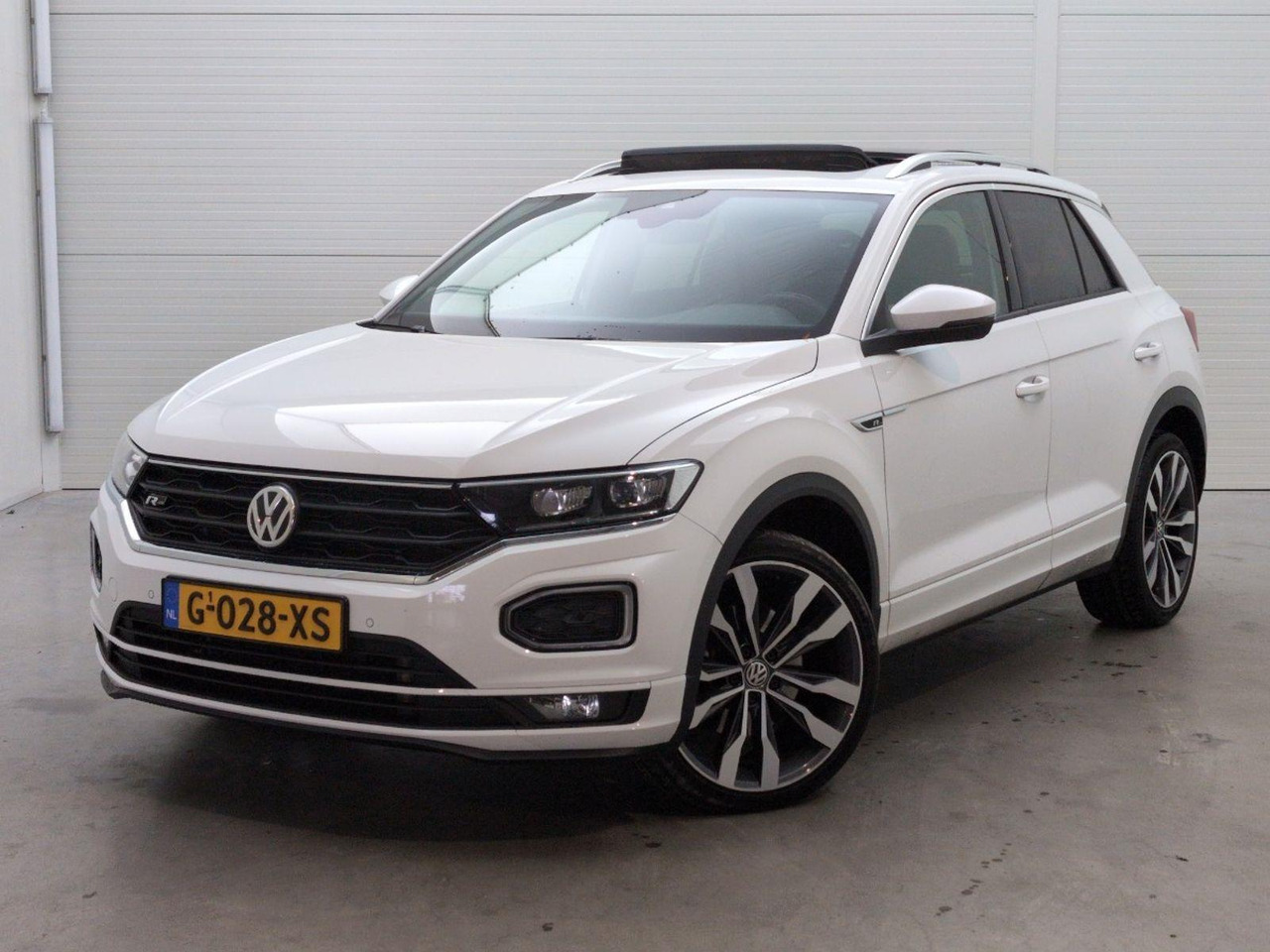 Volkswagen T-Roc 2.0 TSI 4Motion Sport Business R | 2019 | 123.691 km | Automaat | G028XS | NAP: Geen oordeel - SUV: picture 1 Volkswagen T-Roc 2.0 TSI 4Motion Sport Business R | 2019 | 123.691 km | Automaat | G028XS | NAP: Geen oordeel - SUV: picture 1