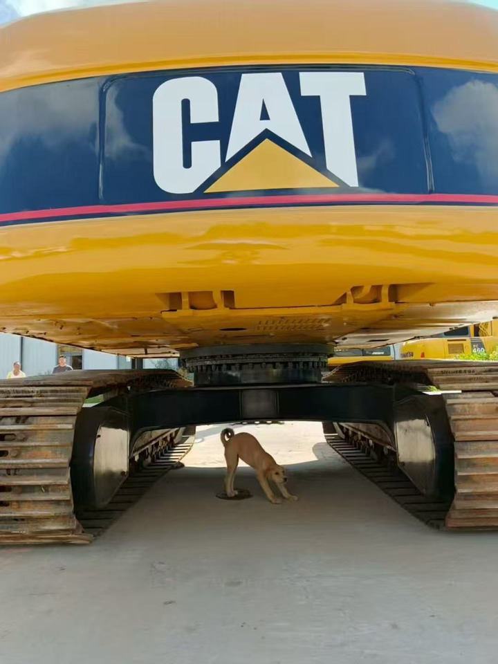 CATERPILLAR 320CL - Crawler excavator: picture 3 CATERPILLAR 320CL - Crawler excavator: picture 3