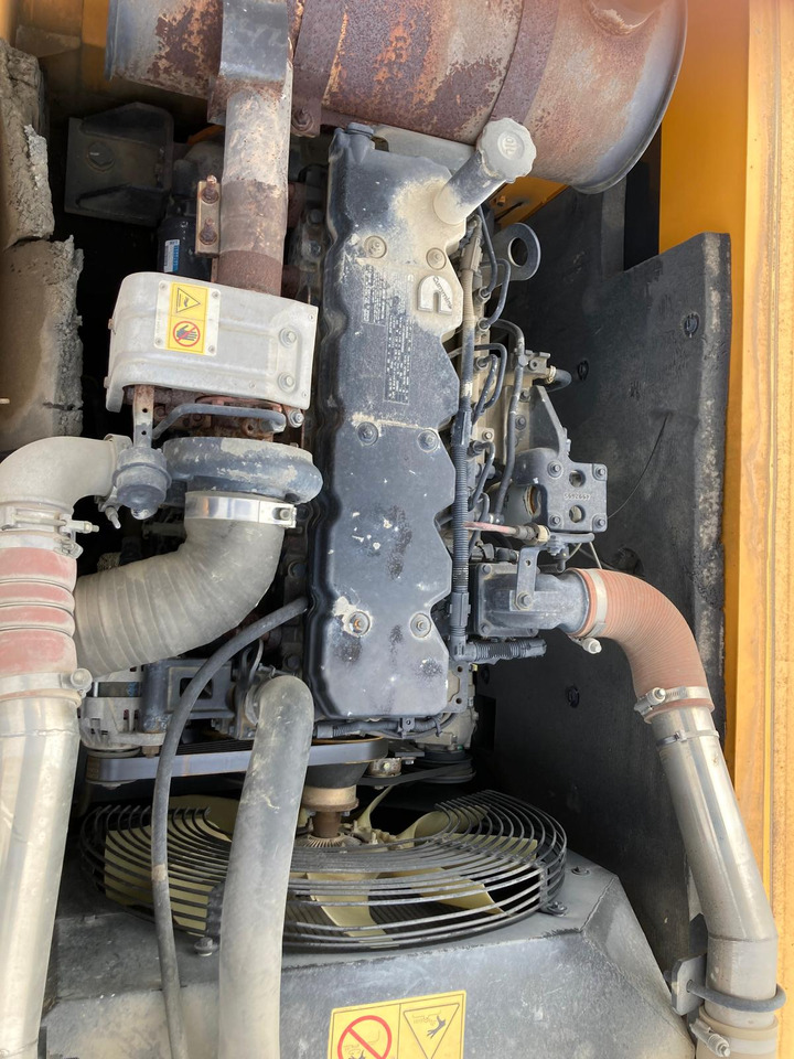 PELLE SUR CHENILLES HYUNDAI ROBEX 250 NLC-9 - Crawler excavator: picture 5 PELLE SUR CHENILLES HYUNDAI ROBEX 250 NLC-9 - Crawler excavator: picture 5