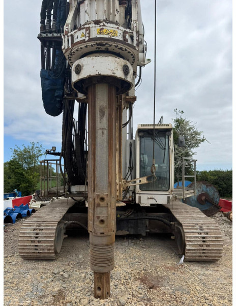 Bauer BG 24 H - Drilling rig: picture 4 Bauer BG 24 H - Drilling rig: picture 4