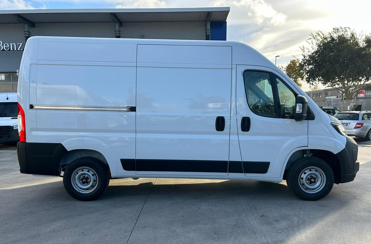 NUOVO Fiat Ducato 2.2 mjt Lastrato L2H2 120 cv 33 - Panel van: picture 4 NUOVO Fiat Ducato 2.2 mjt Lastrato L2H2 120 cv 33 - Panel van: picture 4