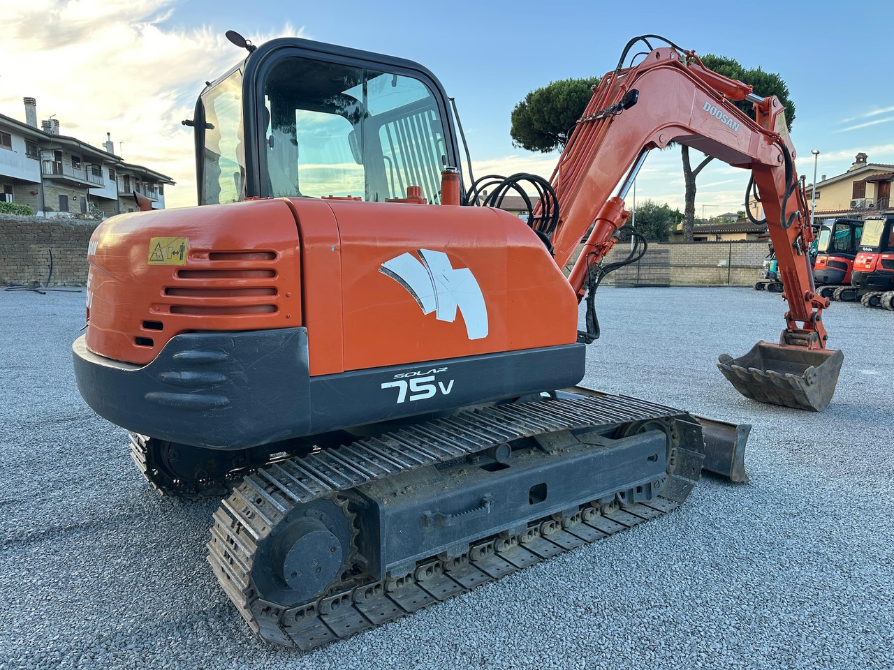 DOOSAN SOLAR 75V - Crawler excavator: picture 3 DOOSAN SOLAR 75V - Crawler excavator: picture 3