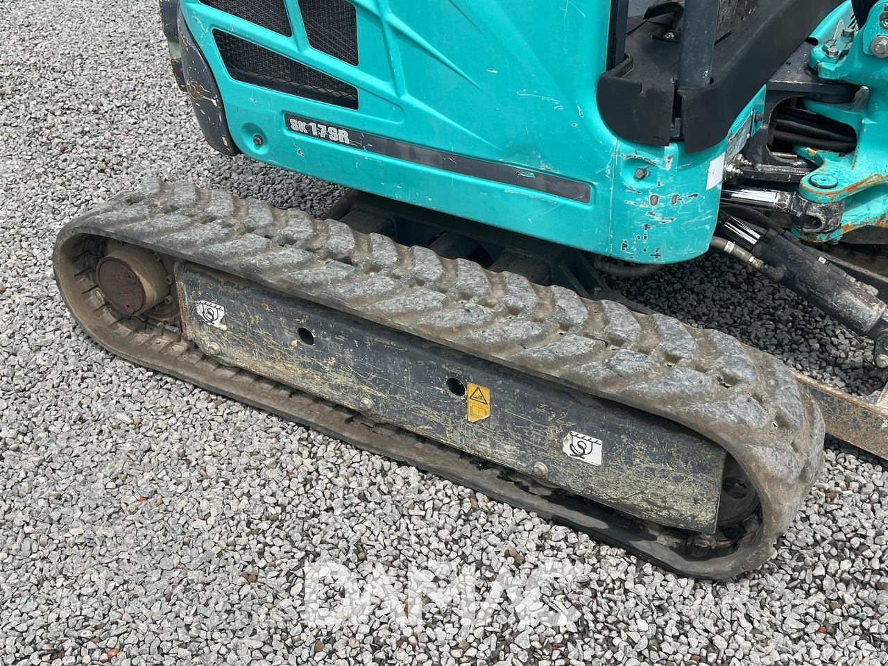 Mini excavator KOBELCO SK17SR-3E: picture 14