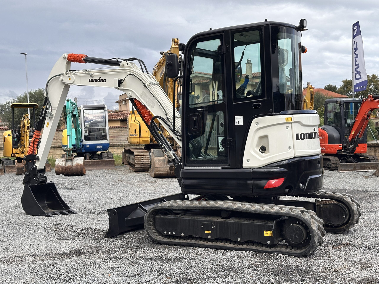 LONKING CDM6035 - Mini excavator: picture 3 LONKING CDM6035 - Mini excavator: picture 3