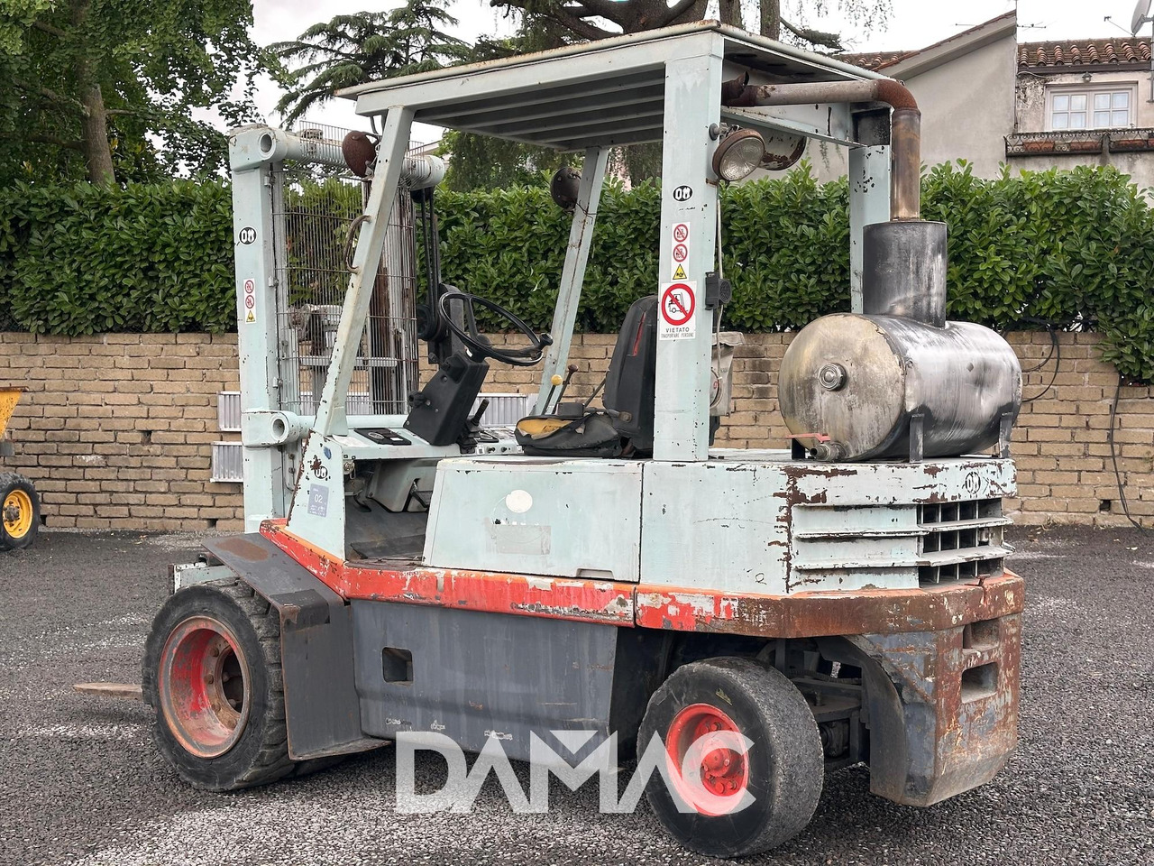OM DI35C - Forklift: picture 5 OM DI35C - Forklift: picture 5