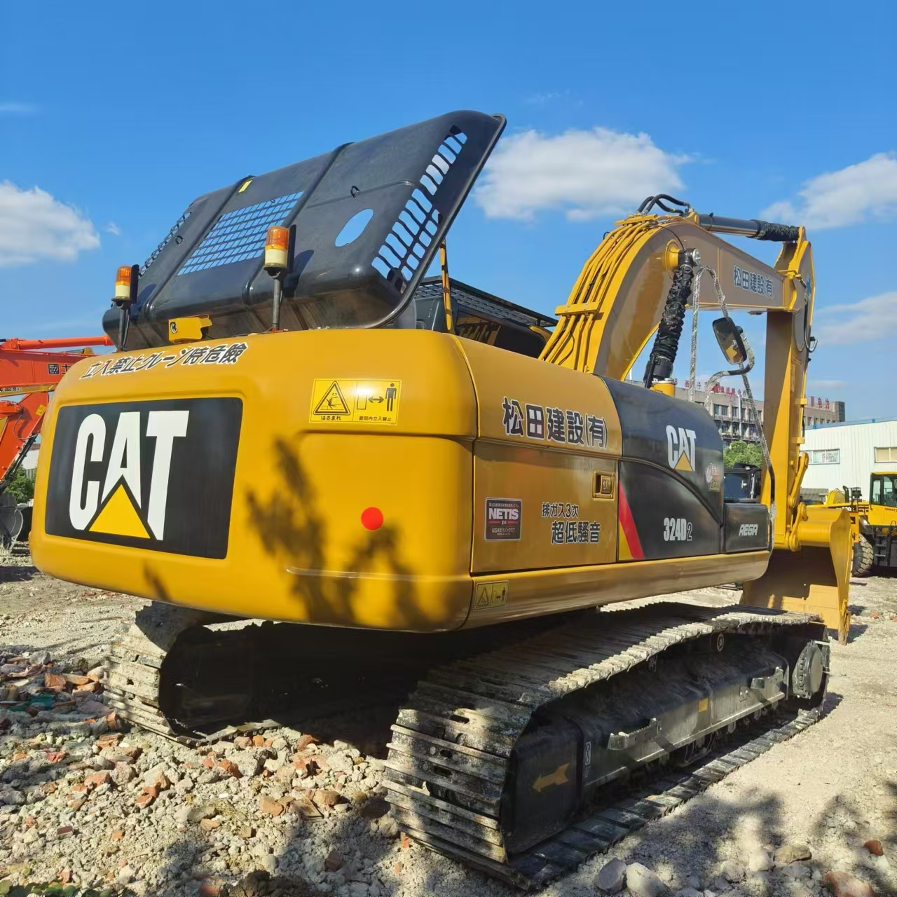 CATERPILLAR 324D - Crawler excavator: picture 2 CATERPILLAR 324D - Crawler excavator: picture 2