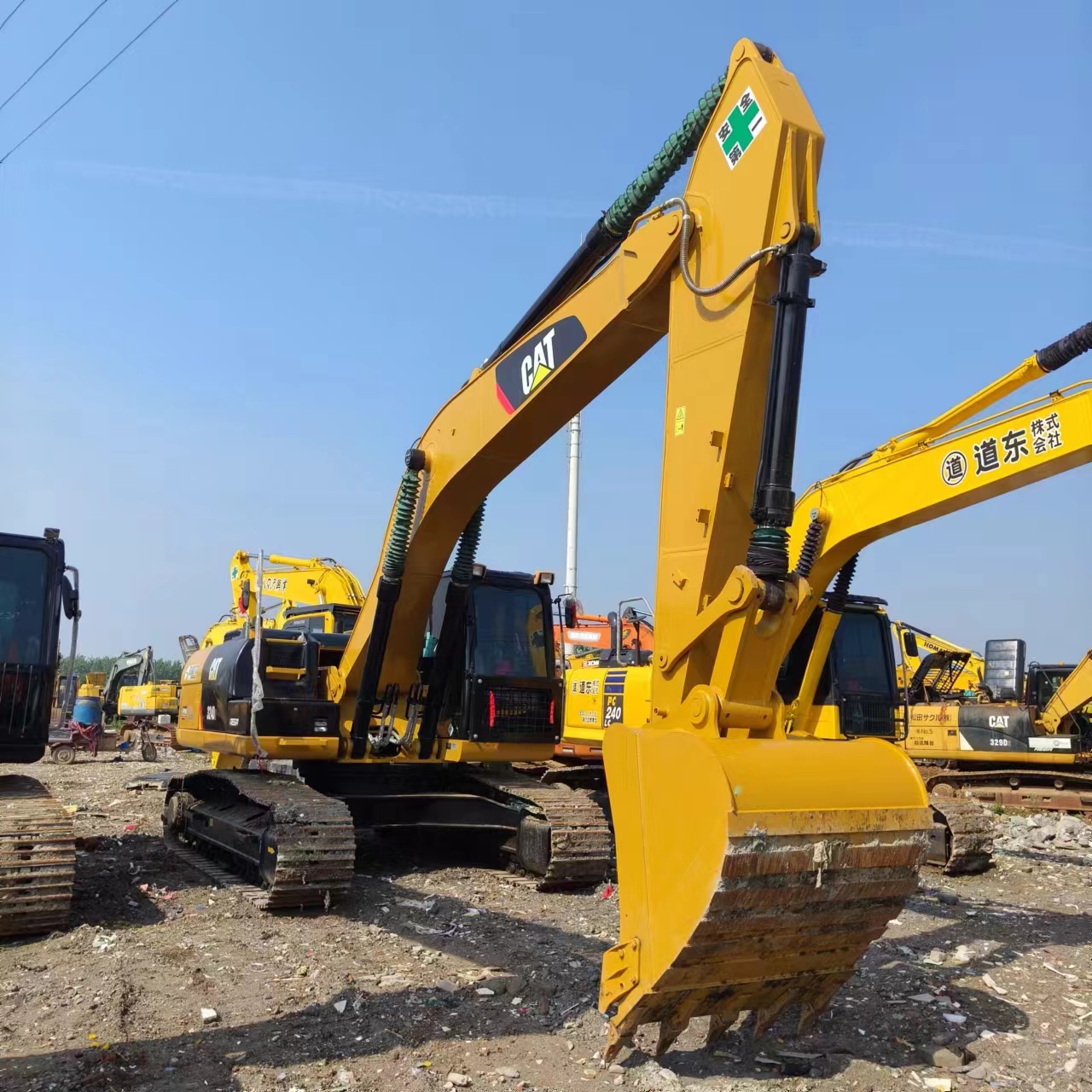 CATERPILLAR 324D - Crawler excavator: picture 1 CATERPILLAR 324D - Crawler excavator: picture 1