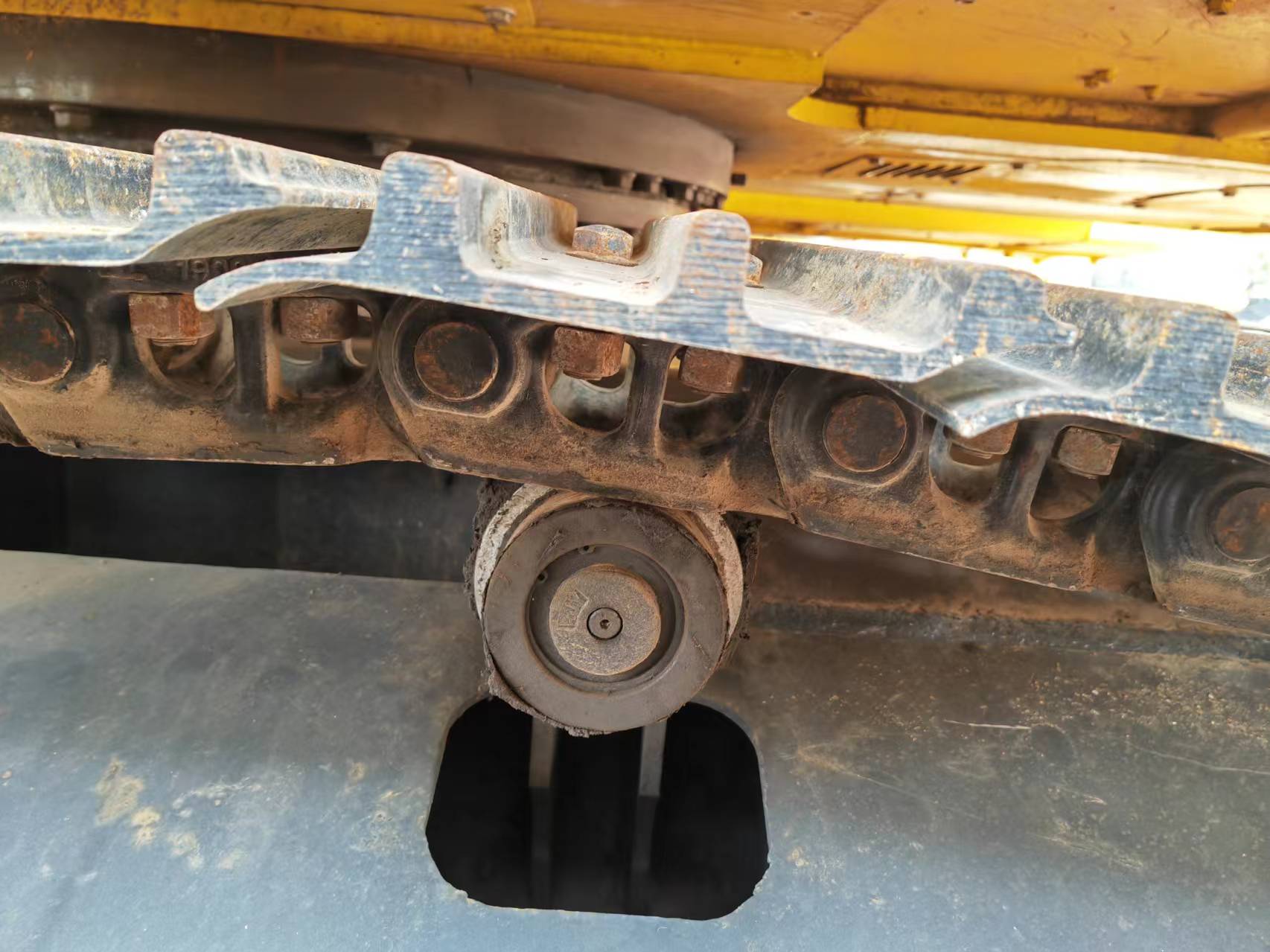 Crawler excavator KOMATSU PC200: picture 12 Crawler excavator KOMATSU PC200: picture 12