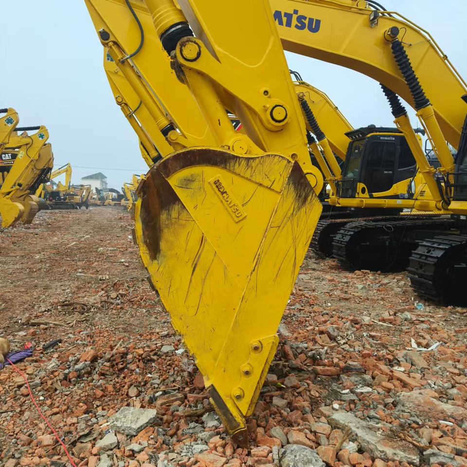 Crawler excavator KOMATSU PC450: picture 10