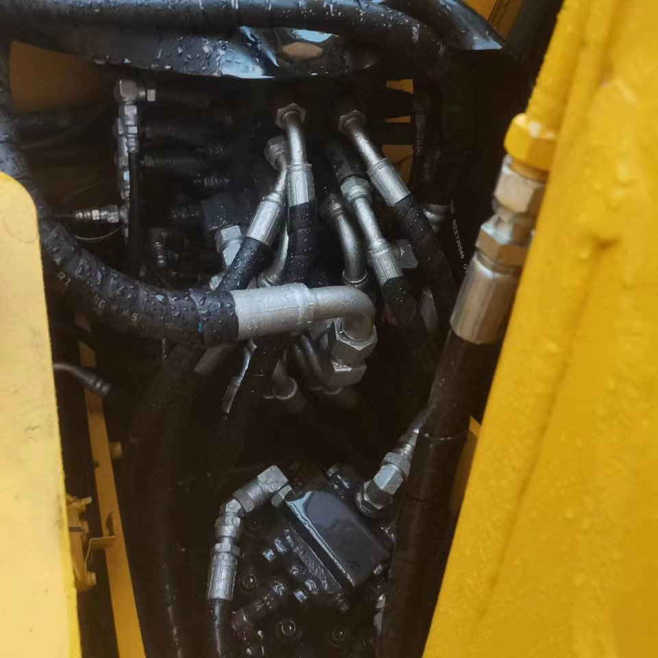 Mini excavator KOMATSU PC70: picture 8
