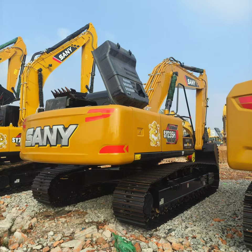 SANY SY235H - Crawler excavator: picture 3 SANY SY235H - Crawler excavator: picture 3