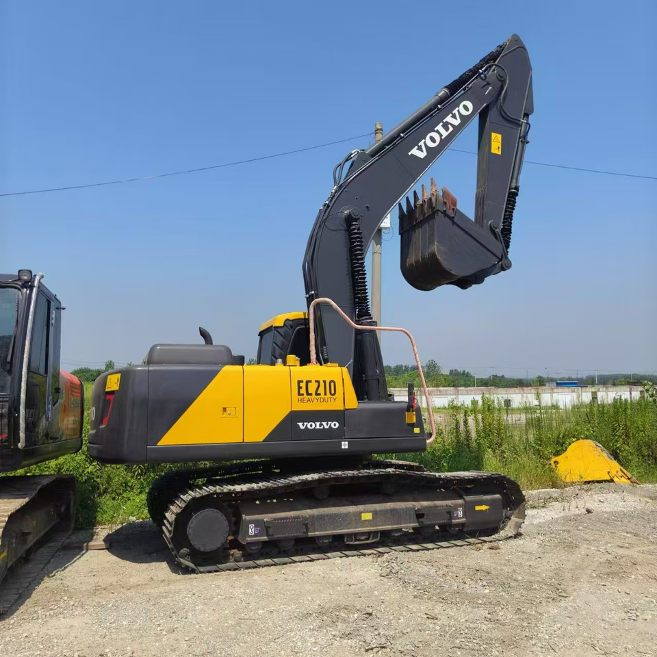 VOLVO EC210 - Crawler excavator: picture 1 VOLVO EC210 - Crawler excavator: picture 1