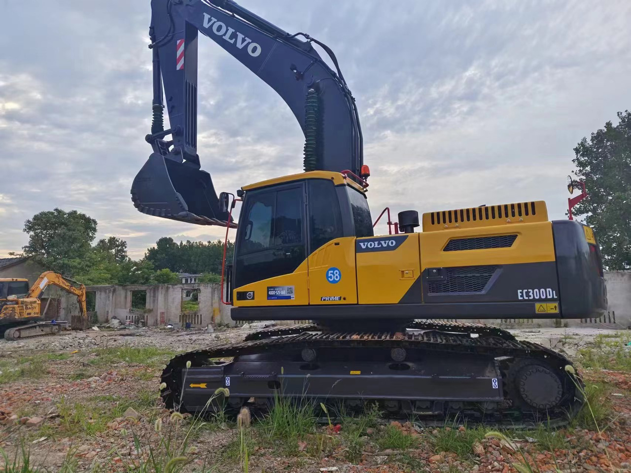 VOLVO EC300 - Crawler excavator: picture 3 VOLVO EC300 - Crawler excavator: picture 3