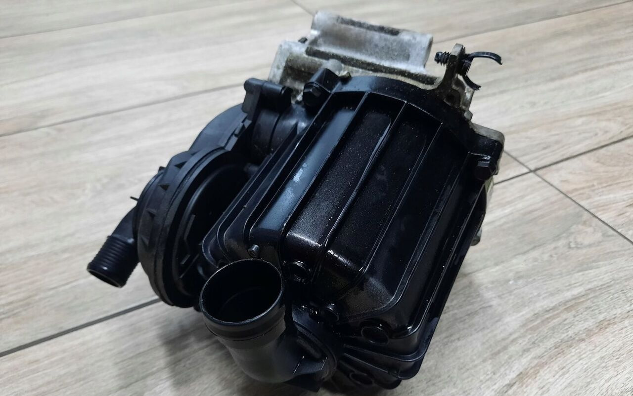 22877307 Volvo FH 4 FM 4 - Oil filter for Truck: picture 1 22877307 Volvo FH 4 FM 4 - Oil filter for Truck: picture 1