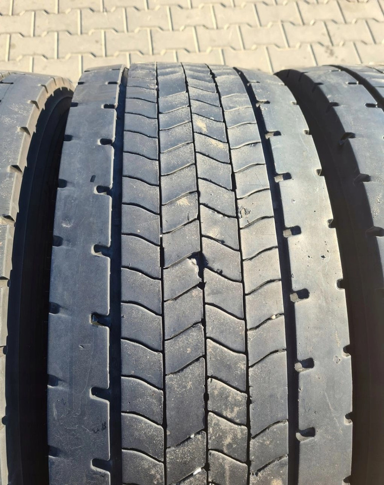Wheels and tires GOODYEAR TYŁ  FUELMAX D 295/60 R 22.5 4 szt. stalowe: picture 7 Wheels and tires GOODYEAR TYŁ  FUELMAX D 295/60 R 22.5 4 szt. stalowe: picture 7