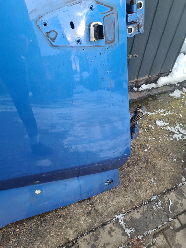 RENAULT DRZWI KOMPLETNE PRAWE RENAULT GAMA RANGE HIGH WYSOKA KABINA - Door and parts for Truck: picture 5 RENAULT DRZWI KOMPLETNE PRAWE RENAULT GAMA RANGE HIGH WYSOKA KABINA - Door and parts for Truck: picture 5