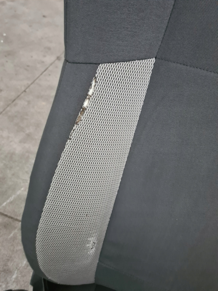 RENAULT FOTEL KIEROWCY RENAULT GAMA D WIDE EURO 6 - Seat for Truck: picture 4 RENAULT FOTEL KIEROWCY RENAULT GAMA D WIDE EURO 6 - Seat for Truck: picture 4