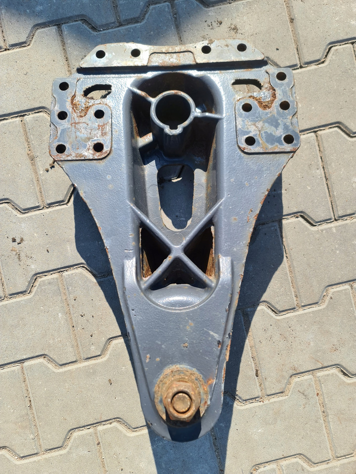 RENAULT ŁAPA MOCOWANIE PÓŁRESORA UCHO RENAULT GAMA RANGE T EVO - Suspension for Truck: picture 2 RENAULT ŁAPA MOCOWANIE PÓŁRESORA UCHO RENAULT GAMA RANGE T EVO - Suspension for Truck: picture 2