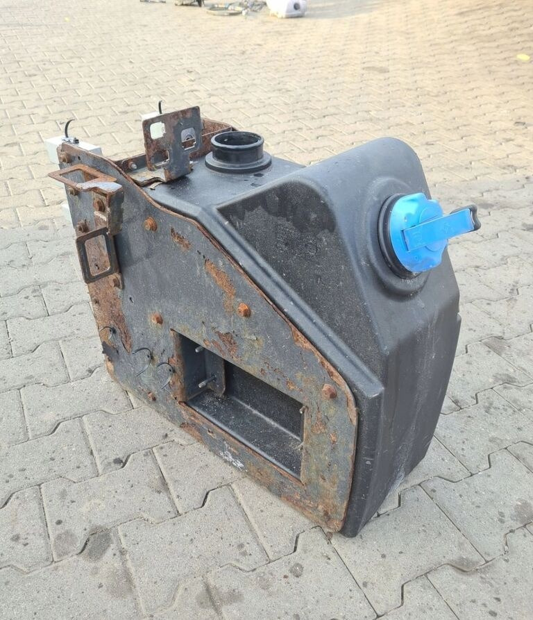 Renault OE 22077231   Renault RENAULT GAMA D VOLVO FL EURO 6 - AdBlue tank for Truck: picture 4 Renault OE 22077231   Renault RENAULT GAMA D VOLVO FL EURO 6 - AdBlue tank for Truck: picture 4