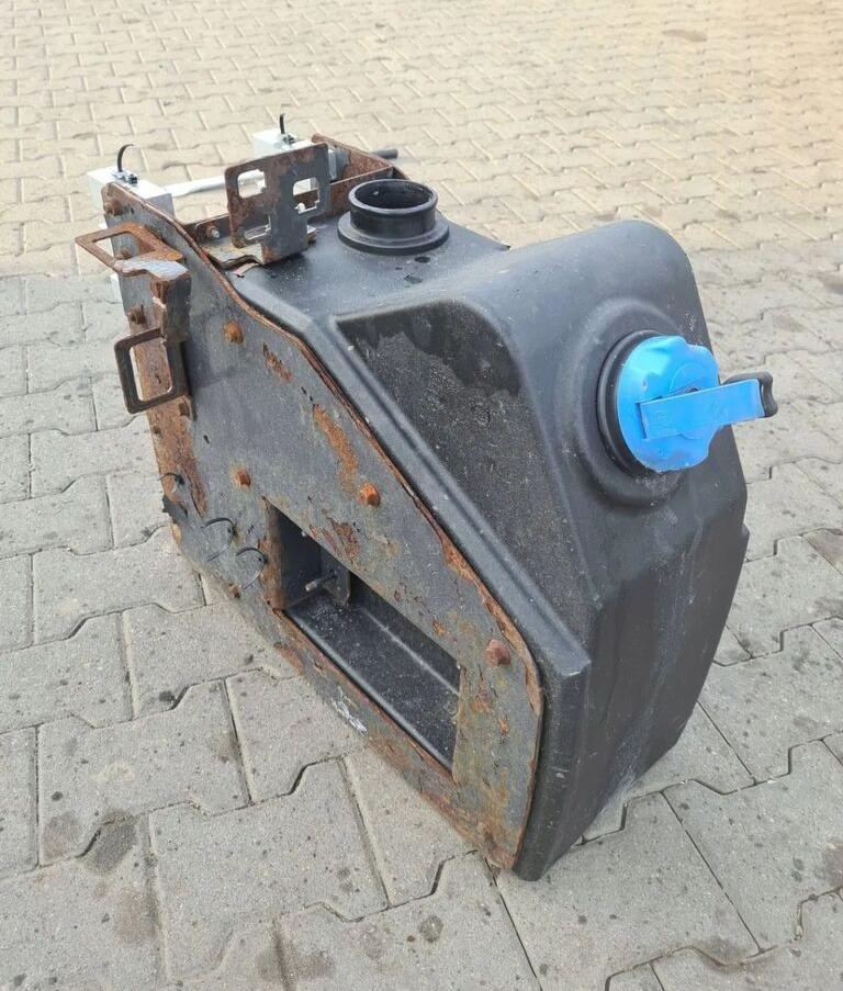 Renault OE 22077231   Renault RENAULT GAMA D VOLVO FL EURO 6 - AdBlue tank for Truck: picture 1 Renault OE 22077231   Renault RENAULT GAMA D VOLVO FL EURO 6 - AdBlue tank for Truck: picture 1
