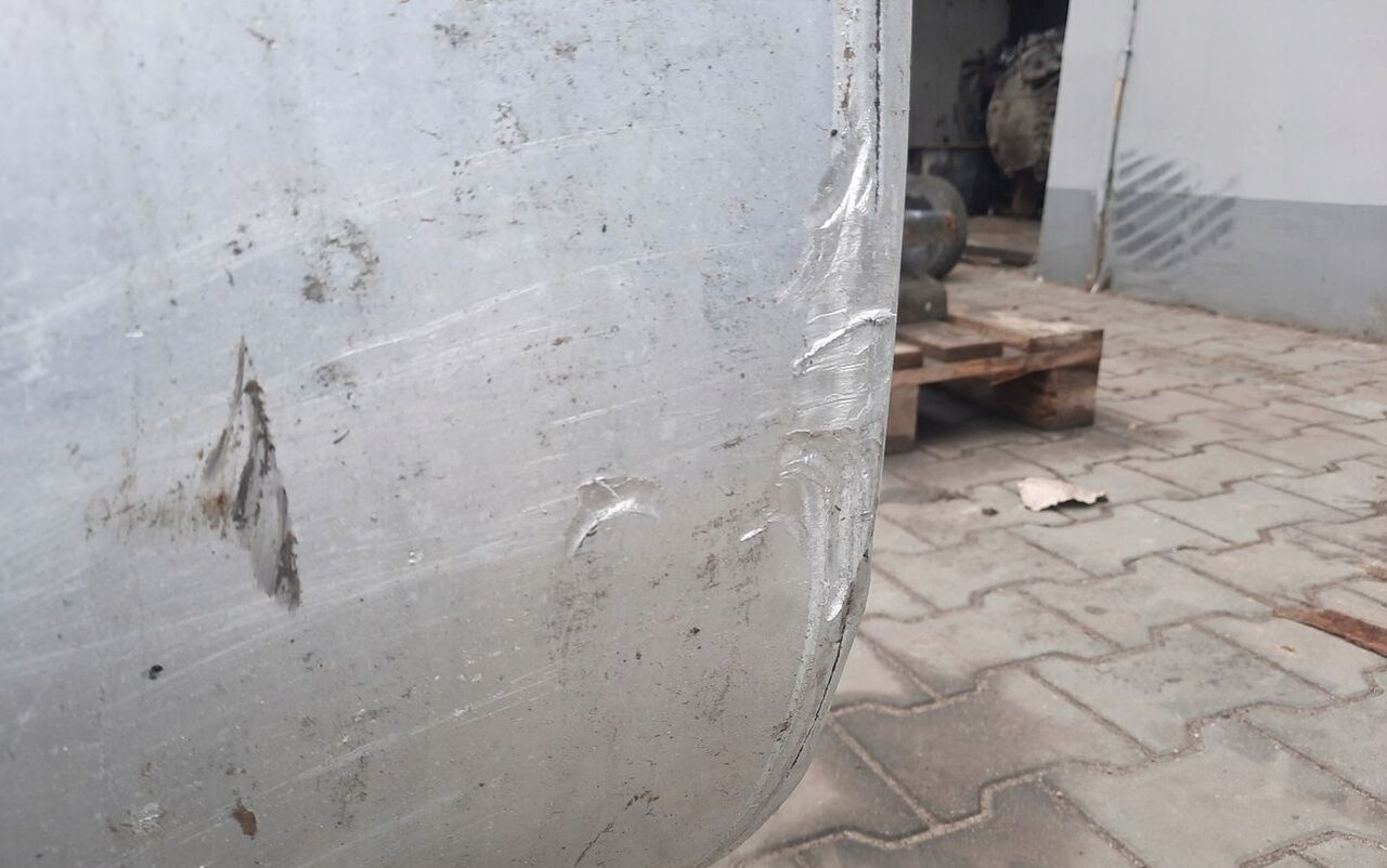 Renault ZBIORNIK PALIWA RENAULT GAMA T RANGE 100/70/70 21655306 - Fuel tank for Truck: picture 3 Renault ZBIORNIK PALIWA RENAULT GAMA T RANGE 100/70/70 21655306 - Fuel tank for Truck: picture 3