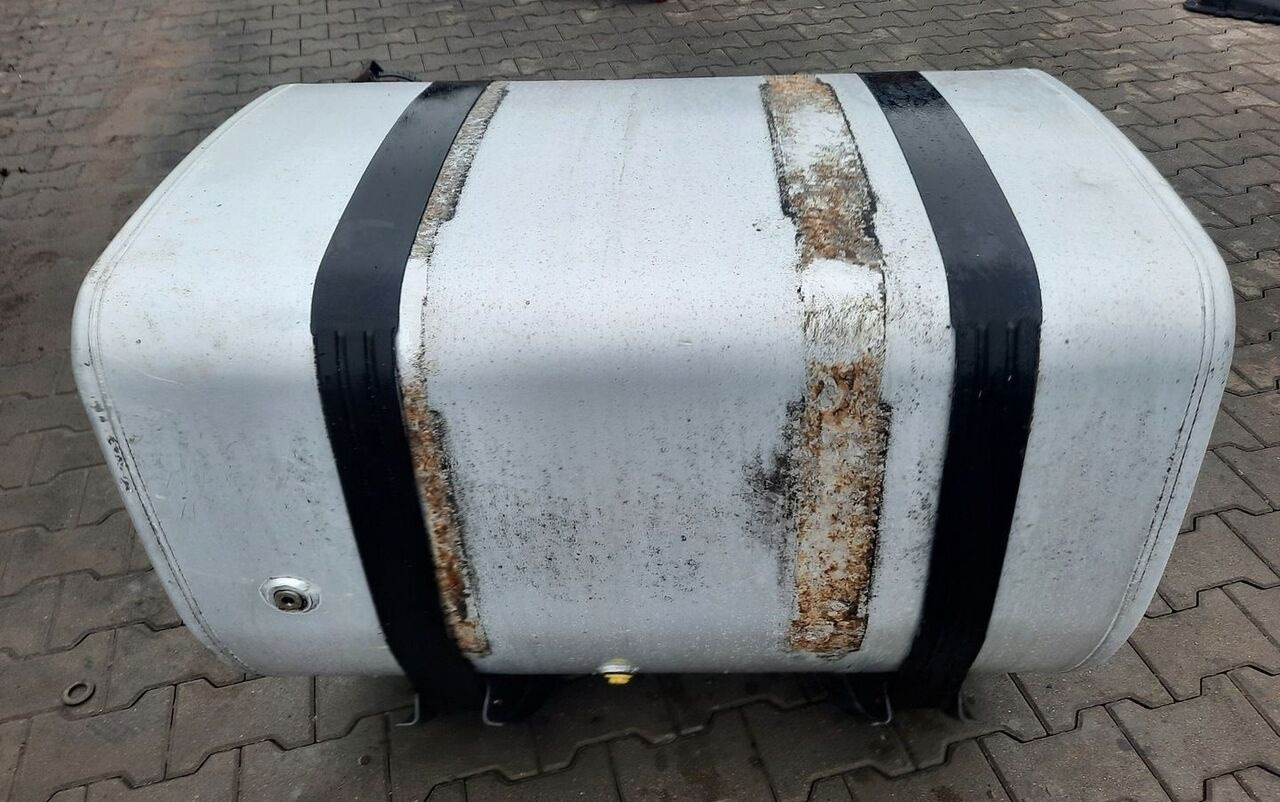 Renault ZBIORNIK PALIWA RENAULT GAMA T RANGE 100/70/70 21821393 - Fuel tank for Truck: picture 1 Renault ZBIORNIK PALIWA RENAULT GAMA T RANGE 100/70/70 21821393 - Fuel tank for Truck: picture 1