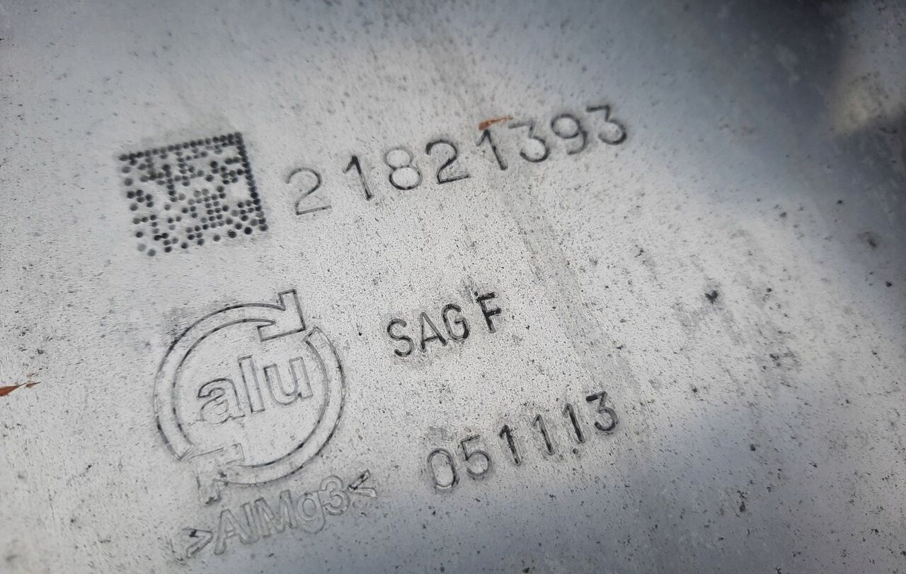 Renault ZBIORNIK PALIWA RENAULT GAMA T RANGE 100/70/70 21821393 - Fuel tank for Truck: picture 2 Renault ZBIORNIK PALIWA RENAULT GAMA T RANGE 100/70/70 21821393 - Fuel tank for Truck: picture 2