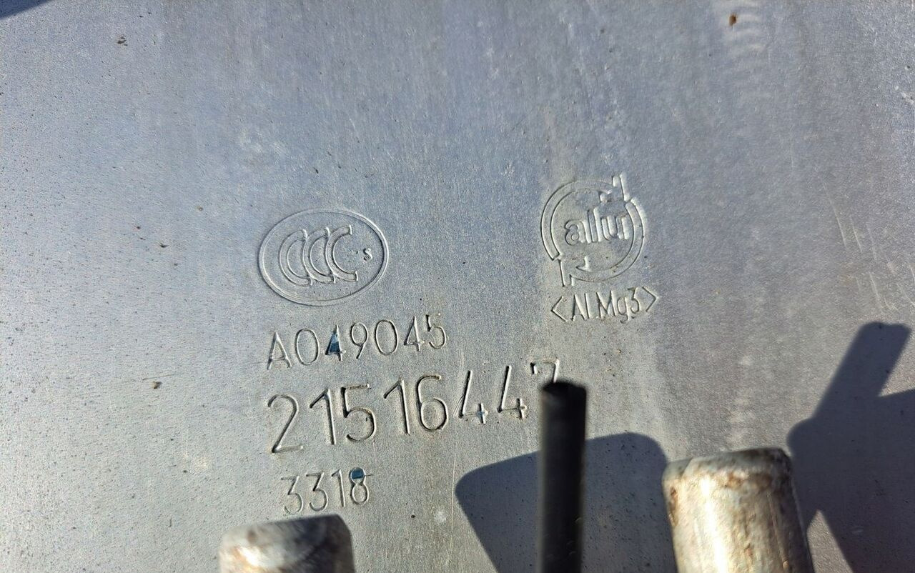Renault ZBIORNIK PALIWA VOLVO FH 4 RENAULT GAMA 100/70/70 21516447 - Fuel tank for Truck: picture 3 Renault ZBIORNIK PALIWA VOLVO FH 4 RENAULT GAMA 100/70/70 21516447 - Fuel tank for Truck: picture 3