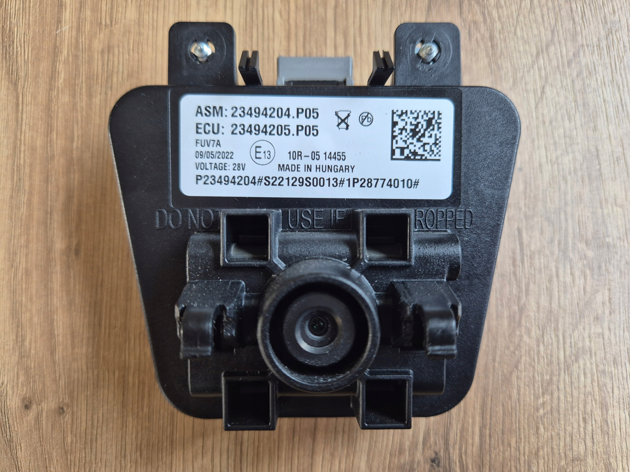 VOLVO KAMERA PASA RUCHU PRZEDNIA RADAR RENAULT GAMA T C K D VOLVO FH 4 FM 4 FH 5 - Sensor for Truck: picture 1 VOLVO KAMERA PASA RUCHU PRZEDNIA RADAR RENAULT GAMA T C K D VOLVO FH 4 FM 4 FH 5 - Sensor for Truck: picture 1