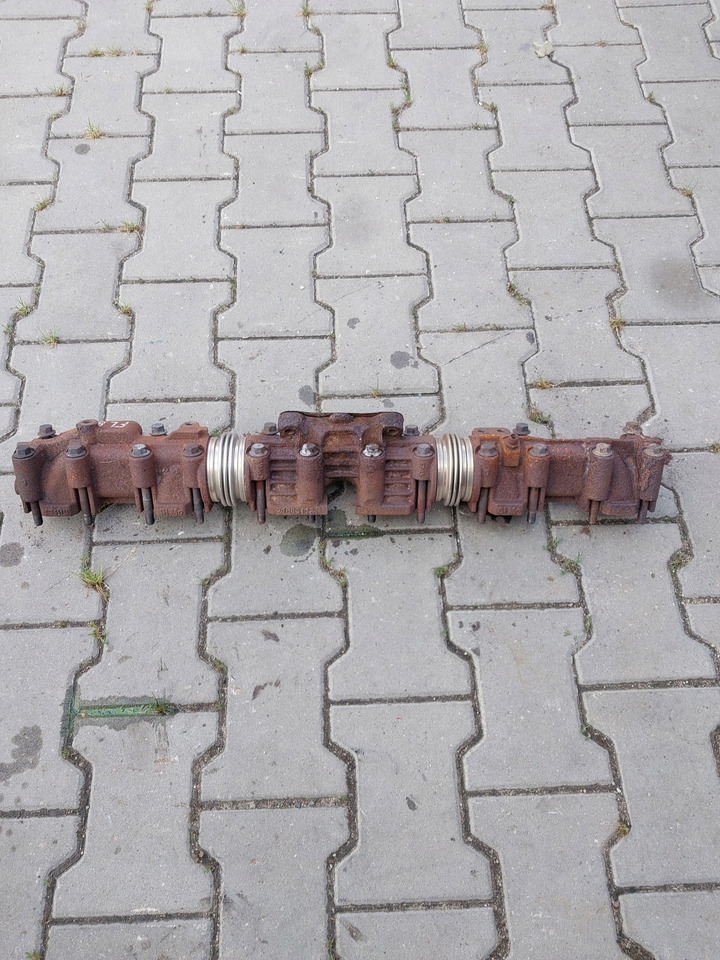 VOLVO KOLEKTOR WYDECHOWY VOLVO FL RENAULT GAMA D D8K - Exhaust manifold for Truck: picture 2 VOLVO KOLEKTOR WYDECHOWY VOLVO FL RENAULT GAMA D D8K - Exhaust manifold for Truck: picture 2