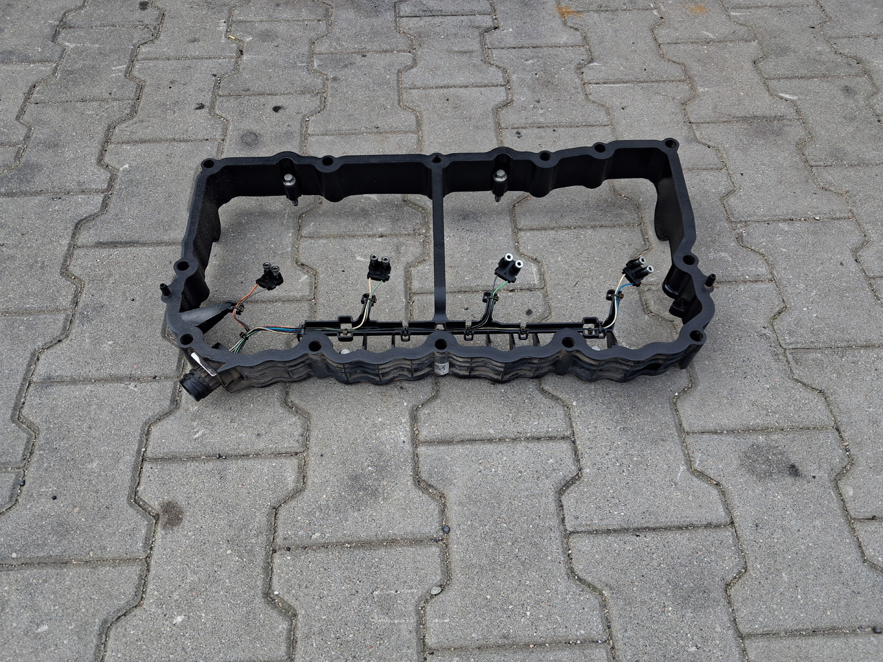 VOLVO PODSTAWA POKRYWA ZAWORÓW WIĄZKA RENAULT GAMA D DTI 5 VOLVO FE FL D5K - Engine and parts for Truck: picture 2 VOLVO PODSTAWA POKRYWA ZAWORÓW WIĄZKA RENAULT GAMA D DTI 5 VOLVO FE FL D5K - Engine and parts for Truck: picture 2