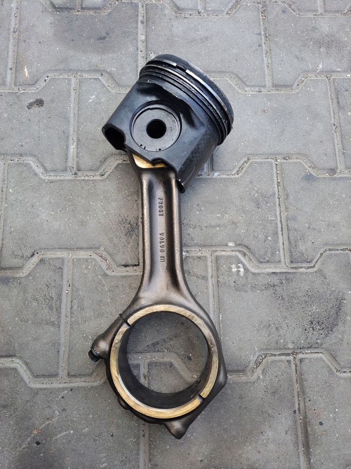 VOLVO TŁOK Z KORBOWODEM RENAULT GAMA T DTI 13 VOLVO FH 4 FM 4 D13K - Piston/ Ring/ Bushing for Truck: picture 1 VOLVO TŁOK Z KORBOWODEM RENAULT GAMA T DTI 13 VOLVO FH 4 FM 4 D13K - Piston/ Ring/ Bushing for Truck: picture 1