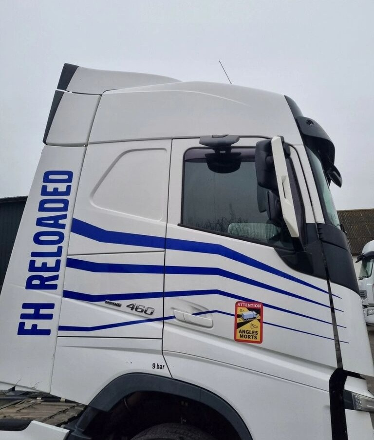 Volvo-ABG VOLVO FH 4 EURO 6 GLOBETROTTER 2018 ROK Volvo VOLVO FH 4 EURO 6 GLOBETROTTER 2018 ROK - Cab for Truck: picture 5 Volvo-ABG VOLVO FH 4 EURO 6 GLOBETROTTER 2018 ROK Volvo VOLVO FH 4 EURO 6 GLOBETROTTER 2018 ROK - Cab for Truck: picture 5