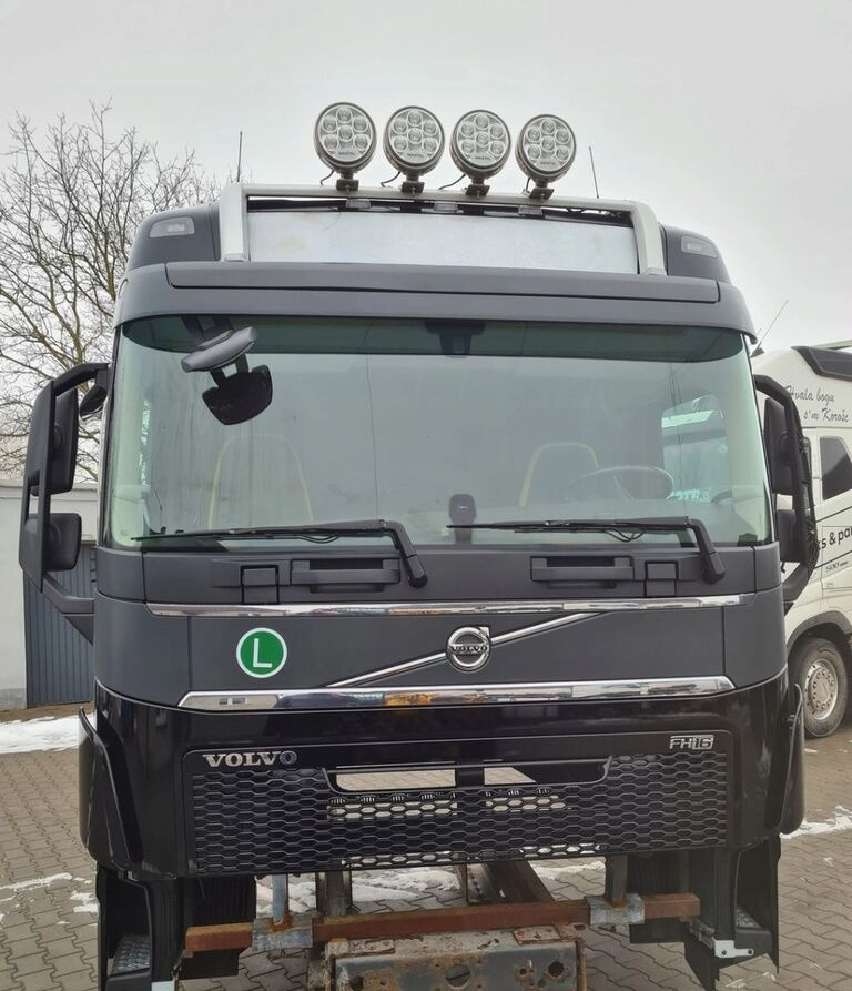 Volvo KOMPLETNA FH 16 750 EURO 6 GLOBETROTTER 2018 ROK Volvo VOLVO FH 16 750 EURO 6 GLOBETROTTER 2018 ROK - Cab for Truck: picture 1 Volvo KOMPLETNA FH 16 750 EURO 6 GLOBETROTTER 2018 ROK Volvo VOLVO FH 16 750 EURO 6 GLOBETROTTER 2018 ROK - Cab for Truck: picture 1