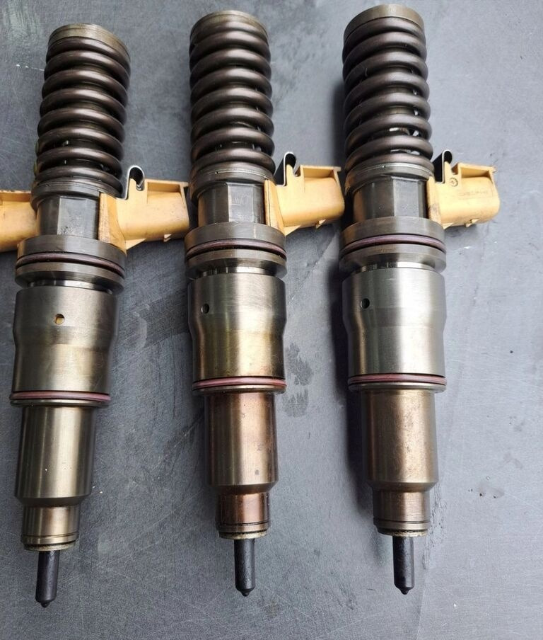 Volvo POMPOWTRYSKI KOMPLET FH 16 D16 20564930   Volvo - Injector for Truck: picture 5 Volvo POMPOWTRYSKI KOMPLET FH 16 D16 20564930   Volvo - Injector for Truck: picture 5