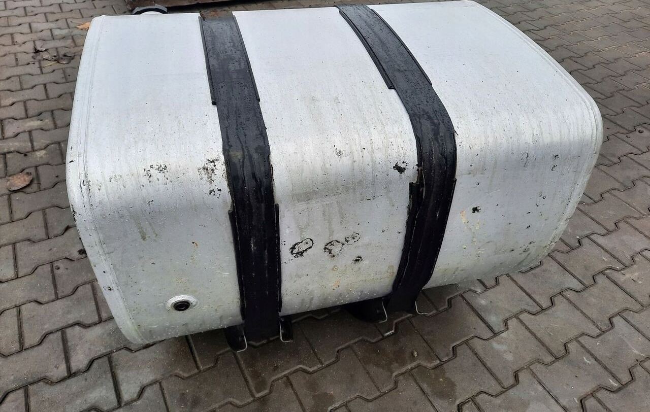 Volvo ZBIORNIK PALIWA VOLVO FH4 FM4 FMX 100/70/70 21516447 - Fuel tank for Truck: picture 3 Volvo ZBIORNIK PALIWA VOLVO FH4 FM4 FMX 100/70/70 21516447 - Fuel tank for Truck: picture 3