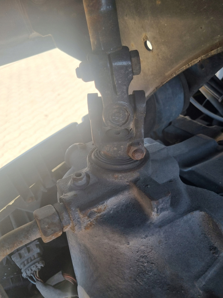 ZF KOLUMNA PRZEKŁADNIA KIEROWNICZA RENAULT MIDLUM DXI VOLVO FL R 22.5 - Steering gear for Truck: picture 2 ZF KOLUMNA PRZEKŁADNIA KIEROWNICZA RENAULT MIDLUM DXI VOLVO FL R 22.5 - Steering gear for Truck: picture 2