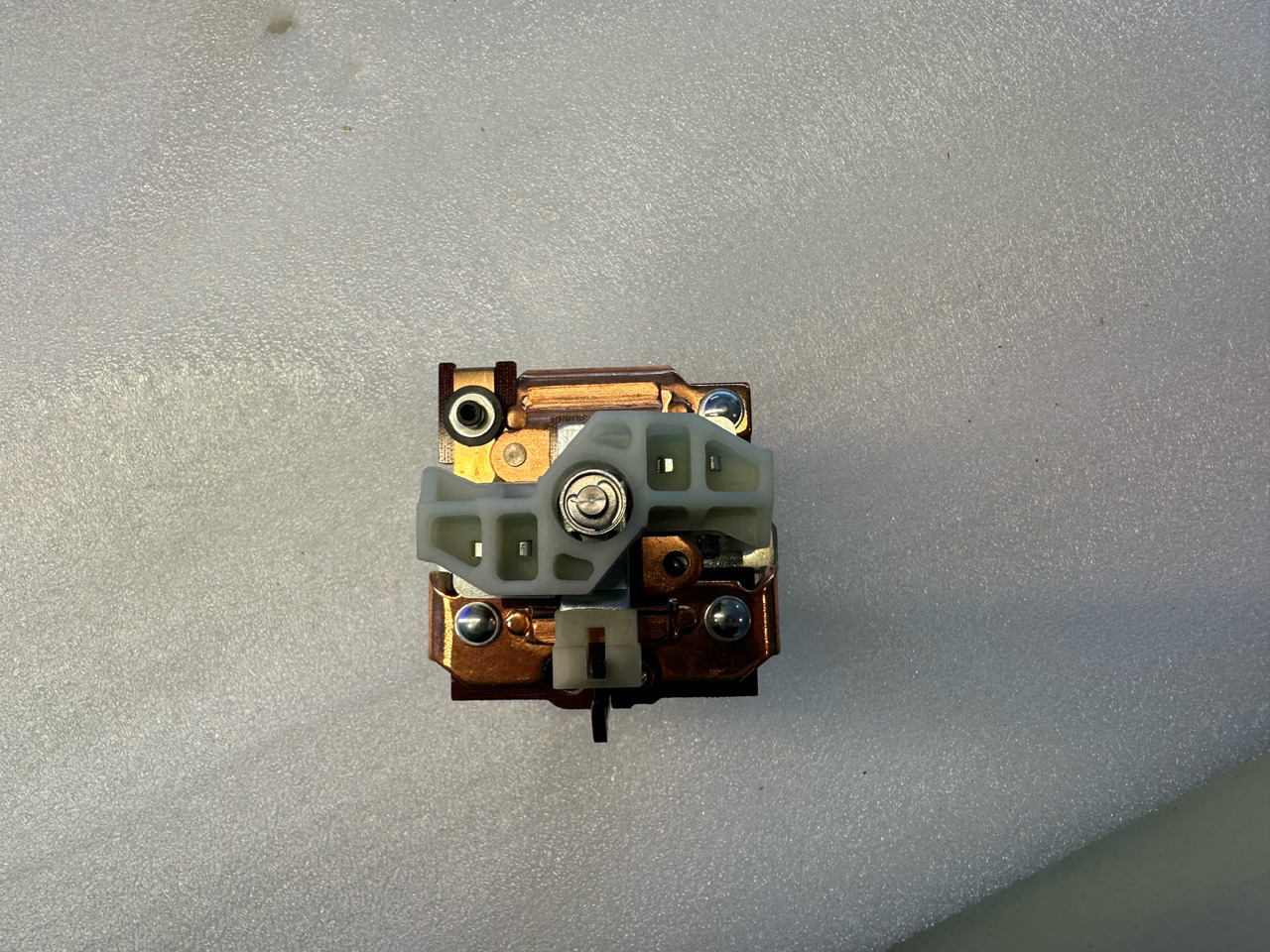 Woda Relay, Bosch - Spare parts: picture 1 Woda Relay, Bosch - Spare parts: picture 1