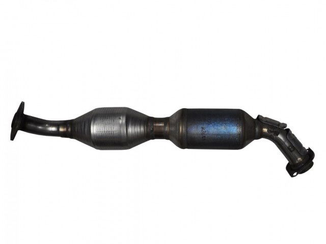 Toyota Roetfilter Partikelfilter DPF Land Crusier, Hilux - 2.4-2.8 D-4D. 3.0d 4. - Muffler/ Exhaust system for Car: picture 4 Toyota Roetfilter Partikelfilter DPF Land Crusier, Hilux - 2.4-2.8 D-4D. 3.0d 4. - Muffler/ Exhaust system for Car: picture 4